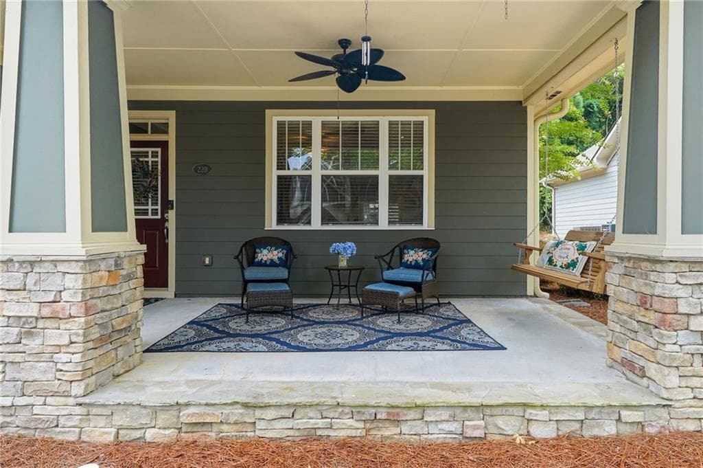 3 bedroom, 3 bathroom, 2,002 sq ft single family residence for sale at 228 Mission Oak Drive, Grayson, GA 30017 — photo 5
