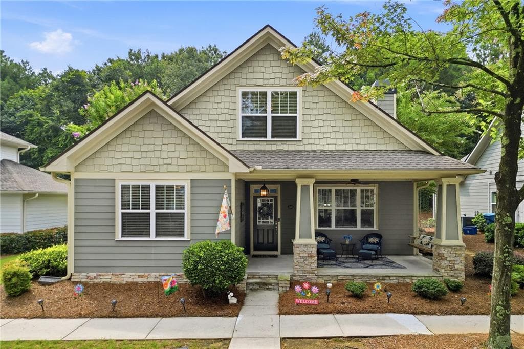 3 bedroom, 3 bathroom, 2,002 sq ft single family residence for sale at 228 Mission Oak Drive, Grayson, GA 30017