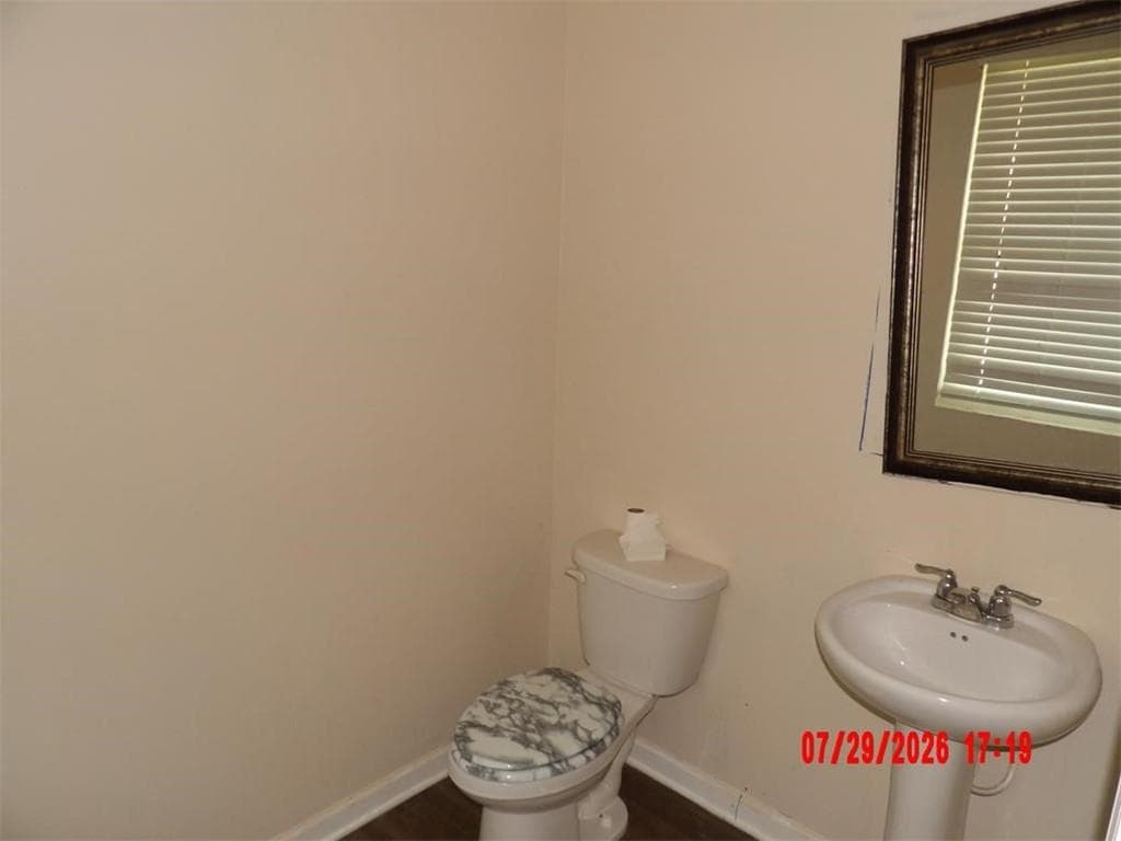 4 bedroom, 3 bathroom, 2,248 sq ft single family residence for sale at 5537 Barberry Avenue, Oakwood, GA 30566 — photo 8