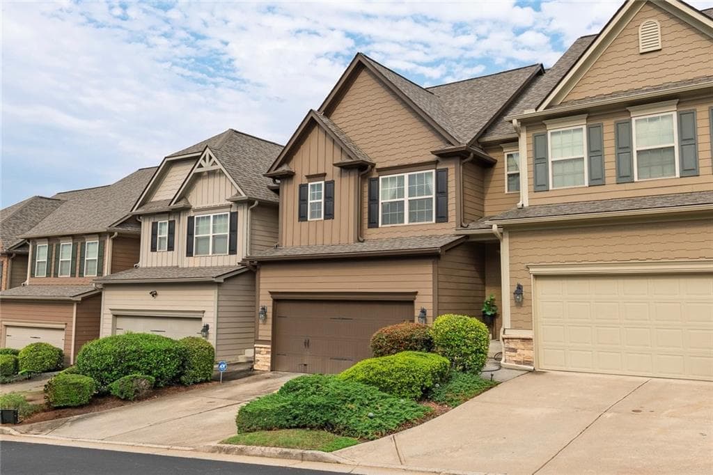 3 bedroom, 3 bathroom, 1,730 sq ft townhouse under contract at 5614 Cobblestone Creek Avenue 8, Mableton, GA 30126 — photo 3