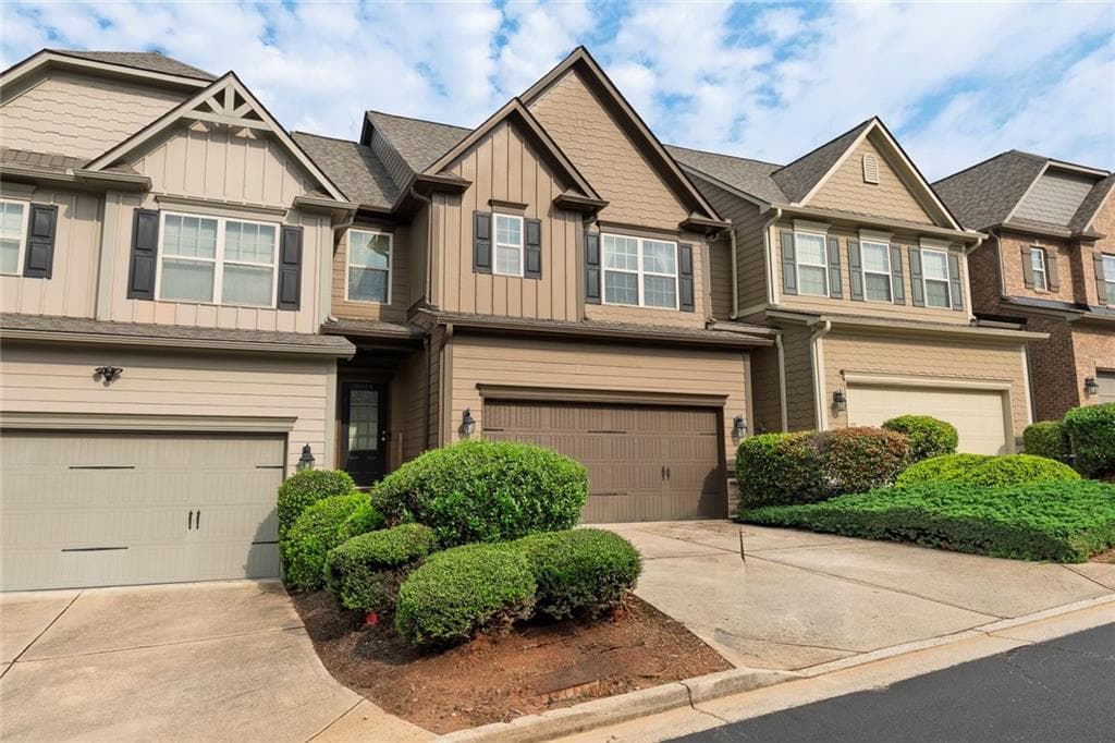 3 bedroom, 3 bathroom, 1,730 sq ft townhouse under contract at 5614 Cobblestone Creek Avenue 8, Mableton, GA 30126 — photo 2
