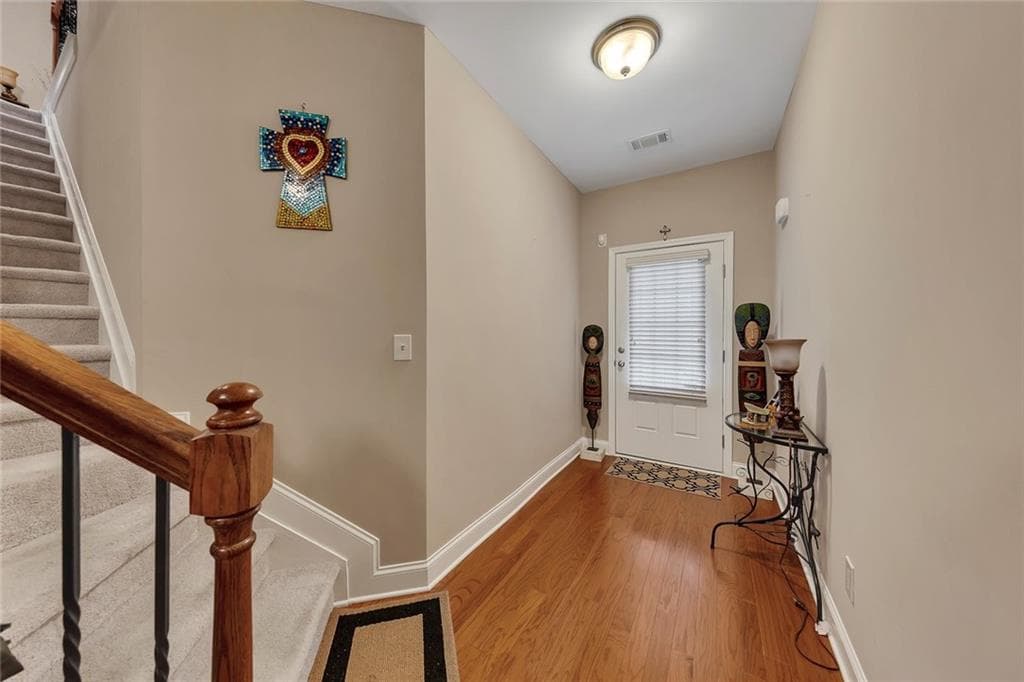 3 bedroom, 3 bathroom, 1,730 sq ft townhouse under contract at 5614 Cobblestone Creek Avenue 8, Mableton, GA 30126 — photo 5