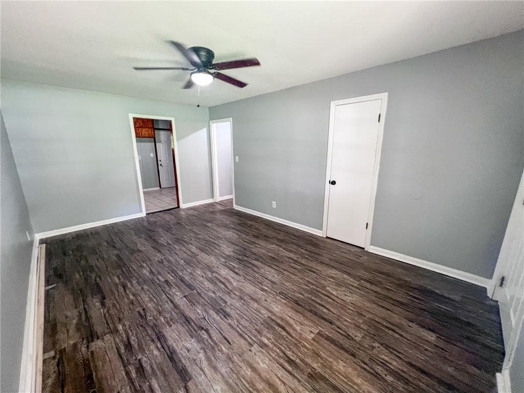 duplex under contract at 5604 Edith Street, Austell, GA 30106 — photo 6