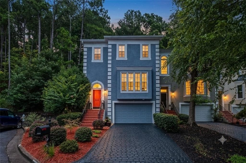 3 bedroom, 4 bathroom, 1,754 sq ft townhouse for sale at 9005 Niblick Drive, Alpharetta, GA 30022 — photo 2