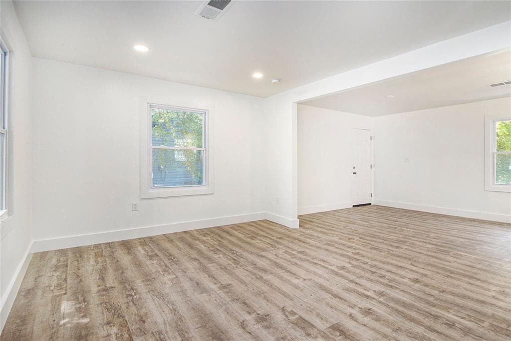 3 bedroom, 2 bathroom, 1,137 sq ft single family residence for sale at 1317 Redford Drive, Atlanta, GA 30315 — photo 4