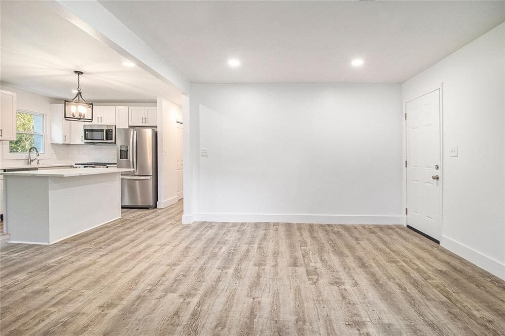 3 bedroom, 2 bathroom, 1,137 sq ft single family residence for sale at 1317 Redford Drive, Atlanta, GA 30315 — photo 6