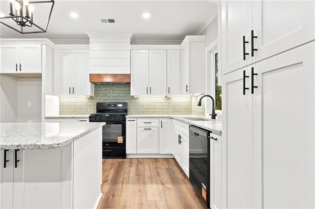 3 bedroom, 2 bathroom, 1,627 sq ft single family residence for sale at 647 S McCollum Drive, Canton, GA 30114 — photo 8