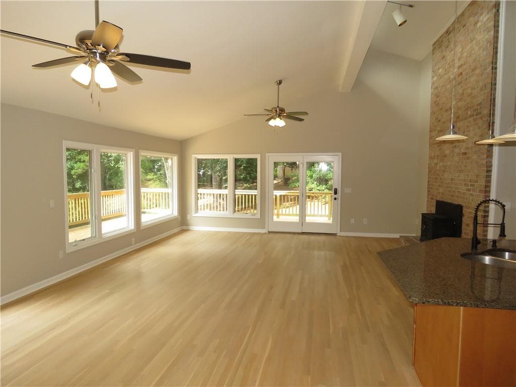 4 bedroom, 4 bathroom, 3,207 sq ft single family residence for sale at 2079 Silversmith Lane, Stone Mountain, GA 30087 — photo 10