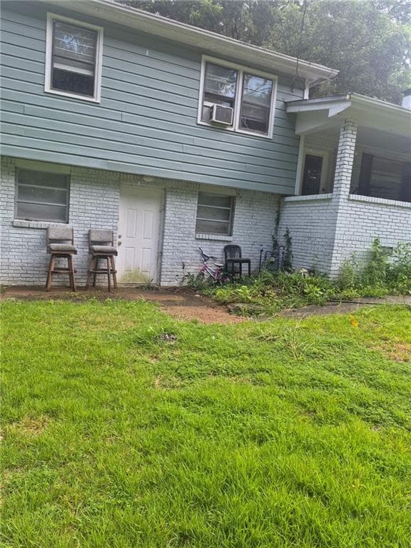 3 bedroom, 3 bathroom, 2,181 sq ft single family residence for sale at 5437 Mccurdy Avenue, Stone Mountain, GA 30083 — photo 1 of 9