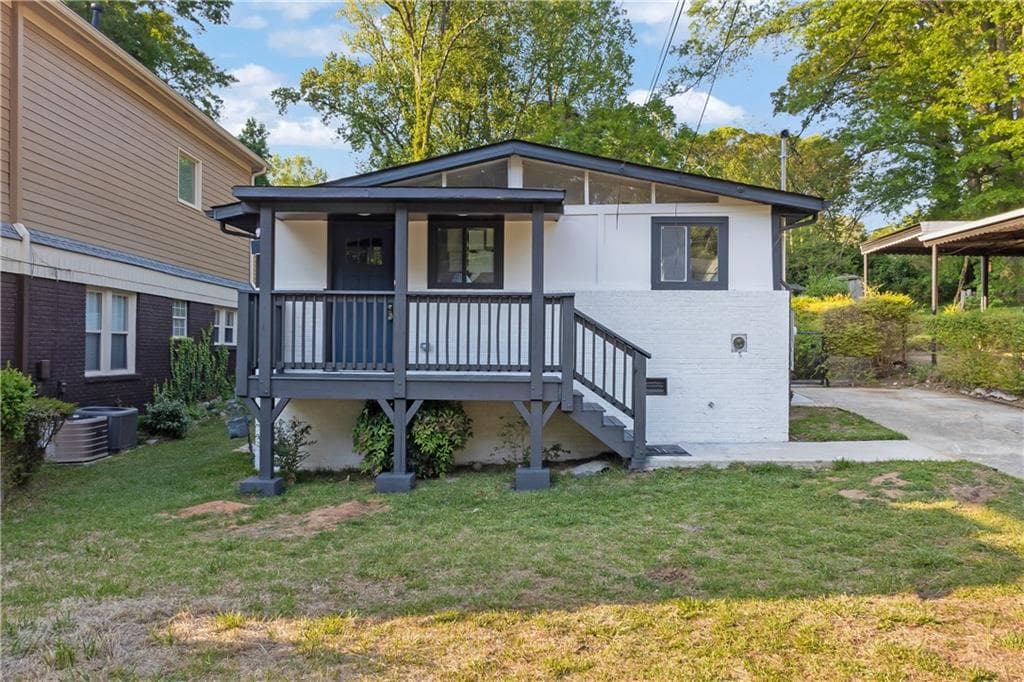 3 bedroom, 2 bathroom, 1,235 sq ft single family residence for sale at 1735 Alvarado Terrace, Atlanta, GA 30310 — photo 2
