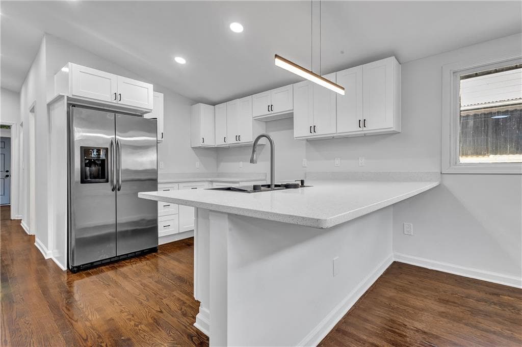 3 bedroom, 2 bathroom, 1,235 sq ft single family residence for sale at 1735 Alvarado Terrace, Atlanta, GA 30310 — photo 6
