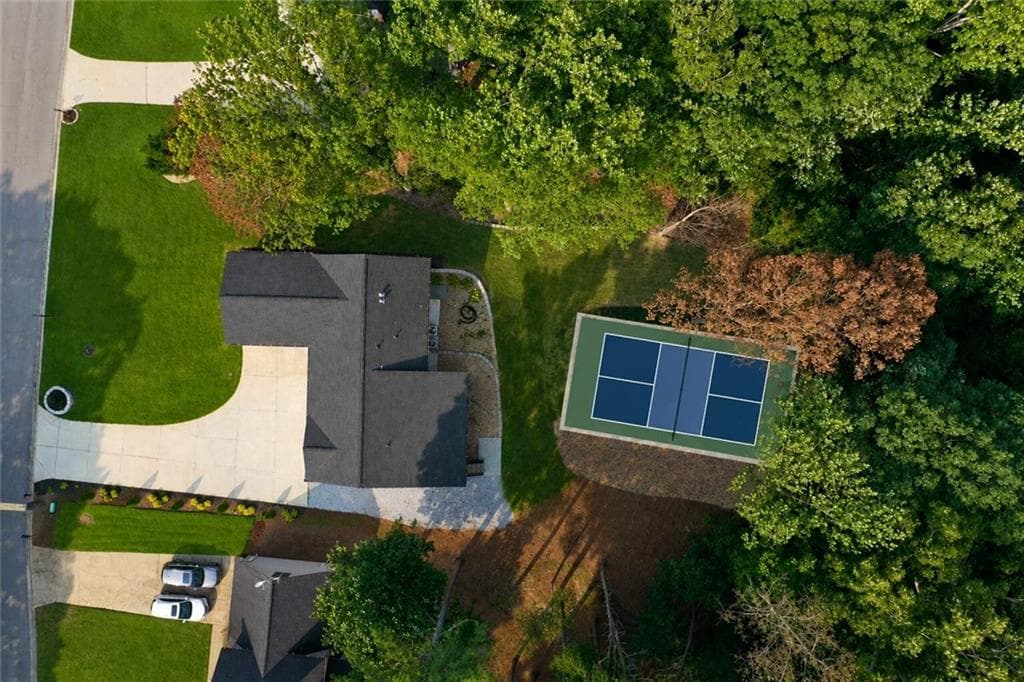6 bedroom, 3 bathroom, 3,410 sq ft single family residence for sale at 2265 Hillbriar Drive, Buford, GA 30518 — photo 5