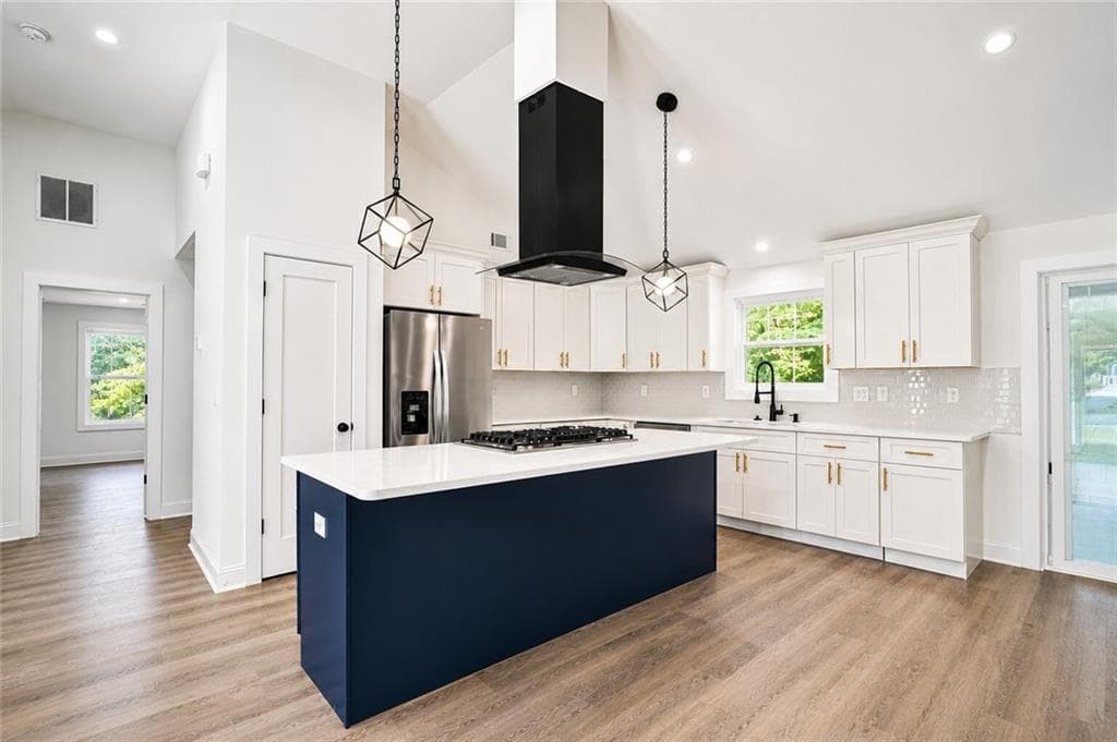 6 bedroom, 3 bathroom, 3,410 sq ft single family residence for sale at 2265 Hillbriar Drive, Buford, GA 30518 — photo 6