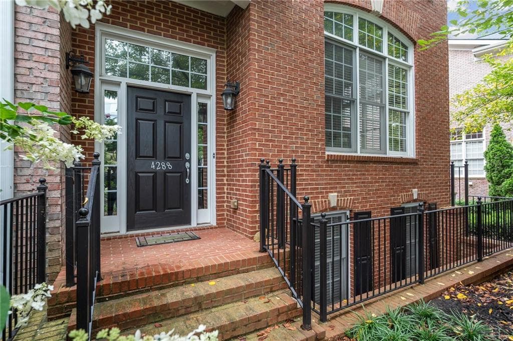 4 bedroom, 4 bathroom, 3,054 sq ft townhouse under contract at 4288 Kingston Gate Cove 5, Atlanta, GA 30341 — photo 5