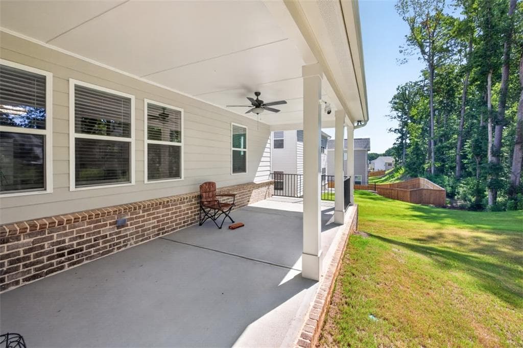 5 bedroom, 5 bathroom, 3,563 sq ft single family residence for sale at 3229 Shirecrest Lane, Dacula, GA 30019 — photo 4