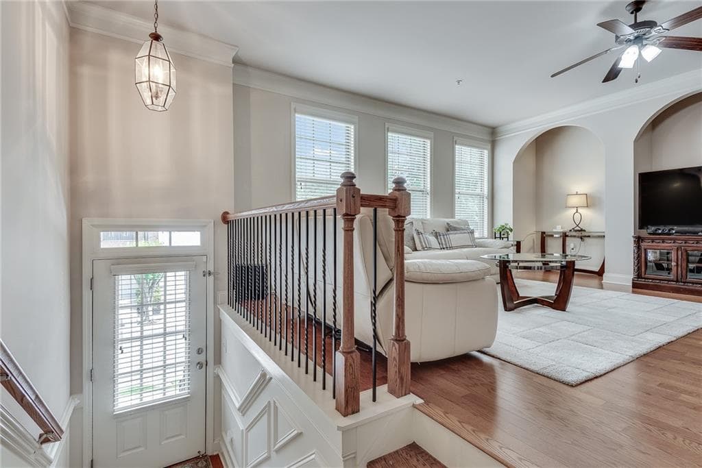 3 bedroom, 4 bathroom, 2,625 sq ft townhouse for sale at 9005 Woodland Trail, Alpharetta, GA 30009 — photo 5