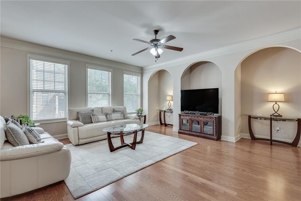 3 bedroom, 4 bathroom, 2,625 sq ft townhouse for sale at 9005 Woodland Trail, Alpharetta, GA 30009 — photo 6