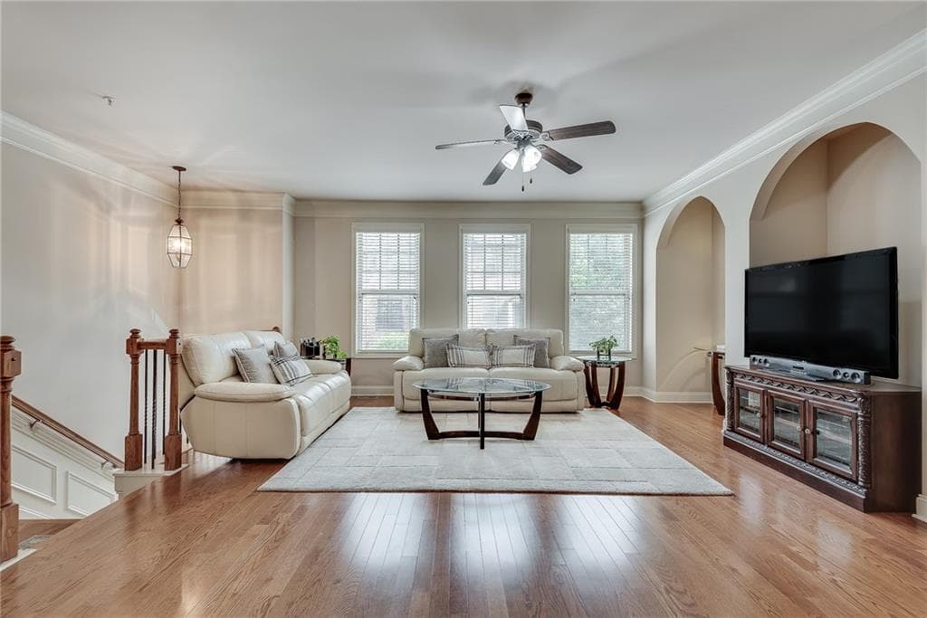 3 bedroom, 4 bathroom, 2,625 sq ft townhouse for sale at 9005 Woodland Trail, Alpharetta, GA 30009 — photo 7