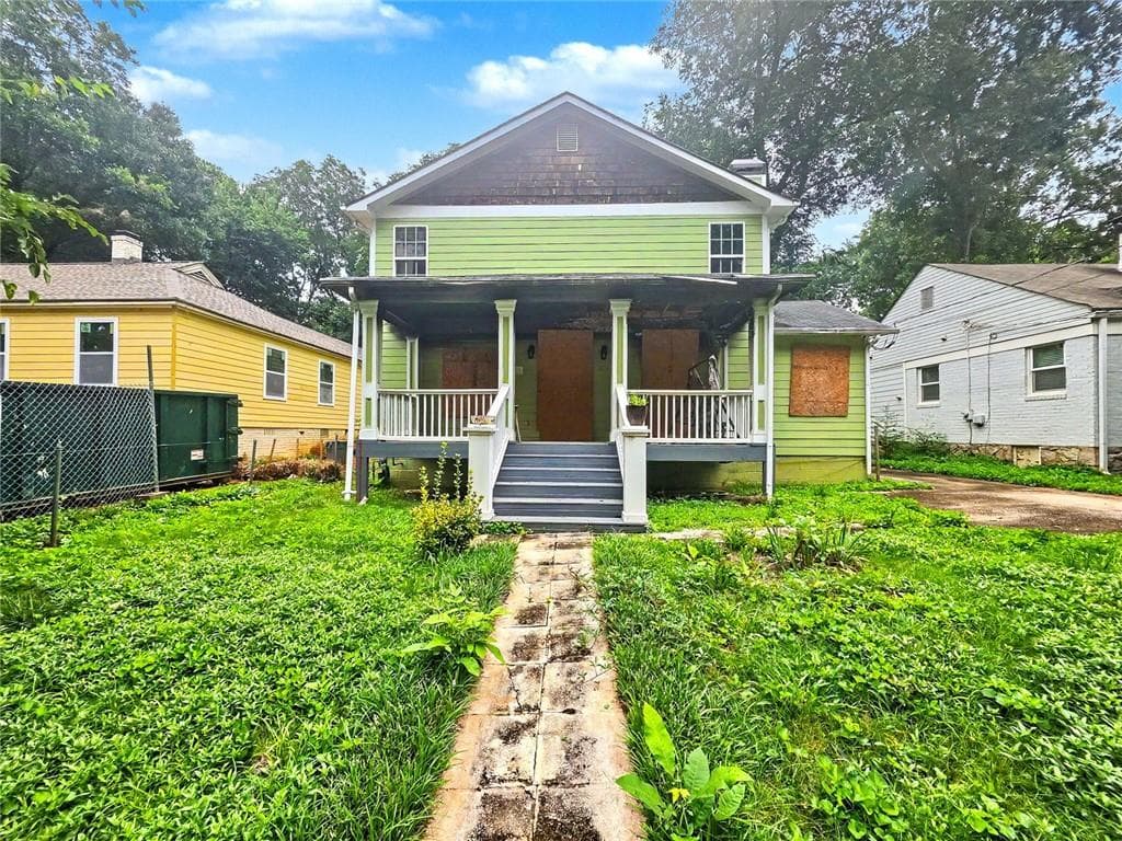 4 bedroom, 4 bathroom, 2,548 sq ft single family residence under contract at 474 Gift Avenue, Atlanta, GA 30316