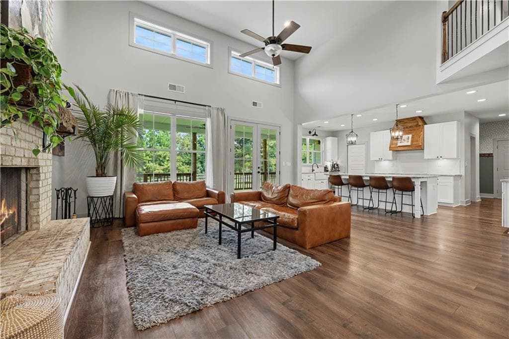 5 bedroom, 4 bathroom, 3,076 sq ft single family residence under contract at 4005 Rocky Creek Trail, Loganville, GA 30052 — photo 10