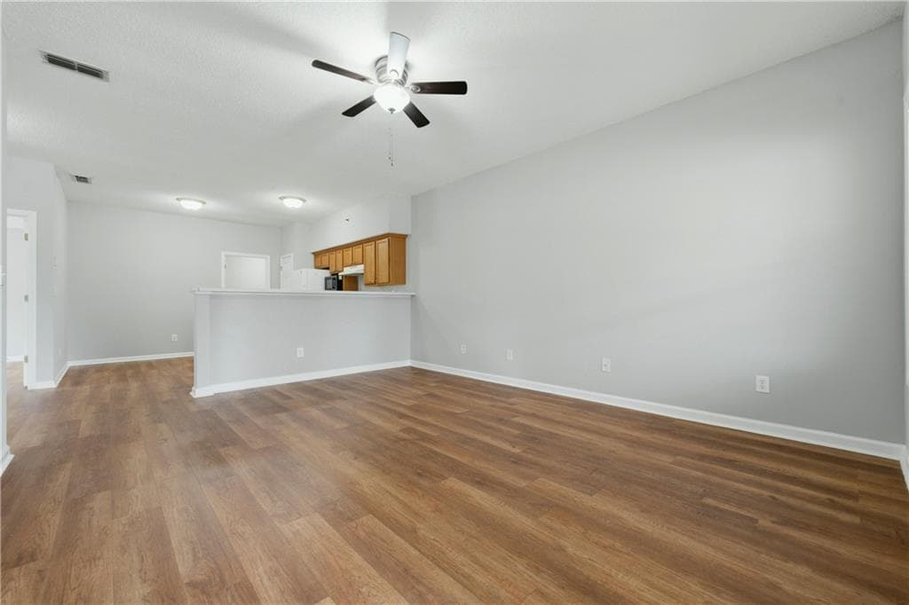 2 bedroom, 2 bathroom, 1,002 sq ft condominium for sale at 150 Old Mill Road 118, Cartersville, GA 30120 — photo 5