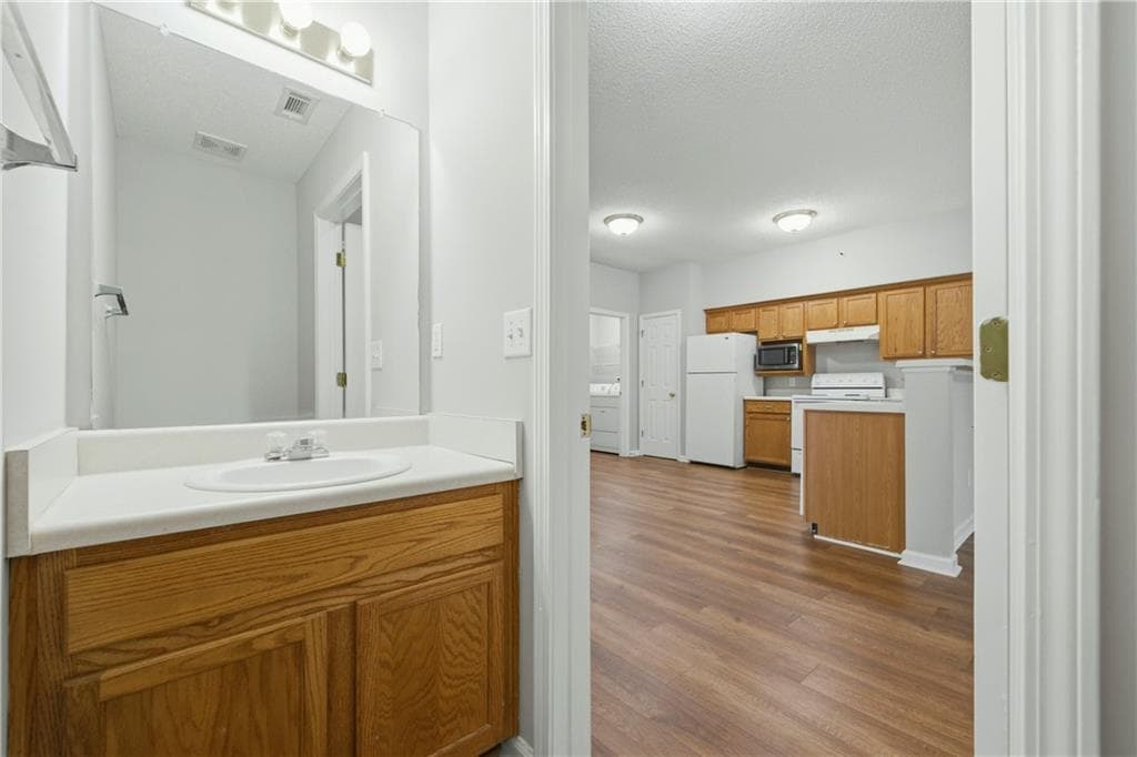 2 bedroom, 2 bathroom, 1,002 sq ft condominium for sale at 150 Old Mill Road 118, Cartersville, GA 30120 — photo 9