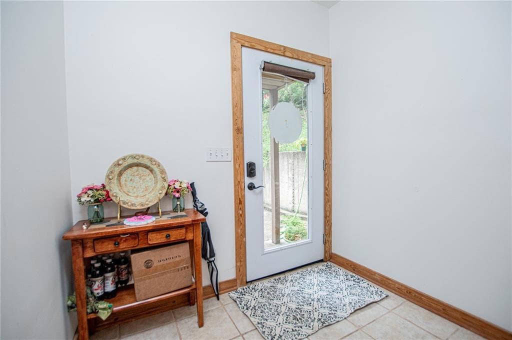 3 bedroom, 2 bathroom, 1,456 sq ft single family residence for sale at 196 County Rd 3130, Wedowee, AL 36278 — photo 7