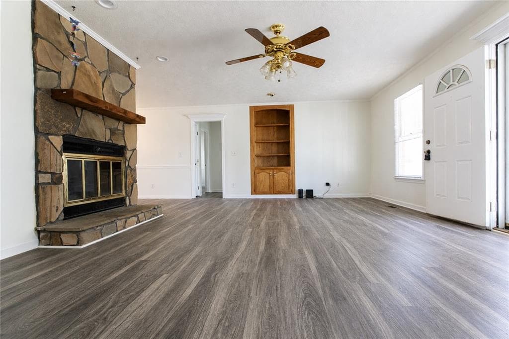 5 bedroom, 3 bathroom, 2,760 sq ft apartment for rent at 818 Springlake Road, Lawrenceville, GA 30045 for $2,499 a month — photo 3