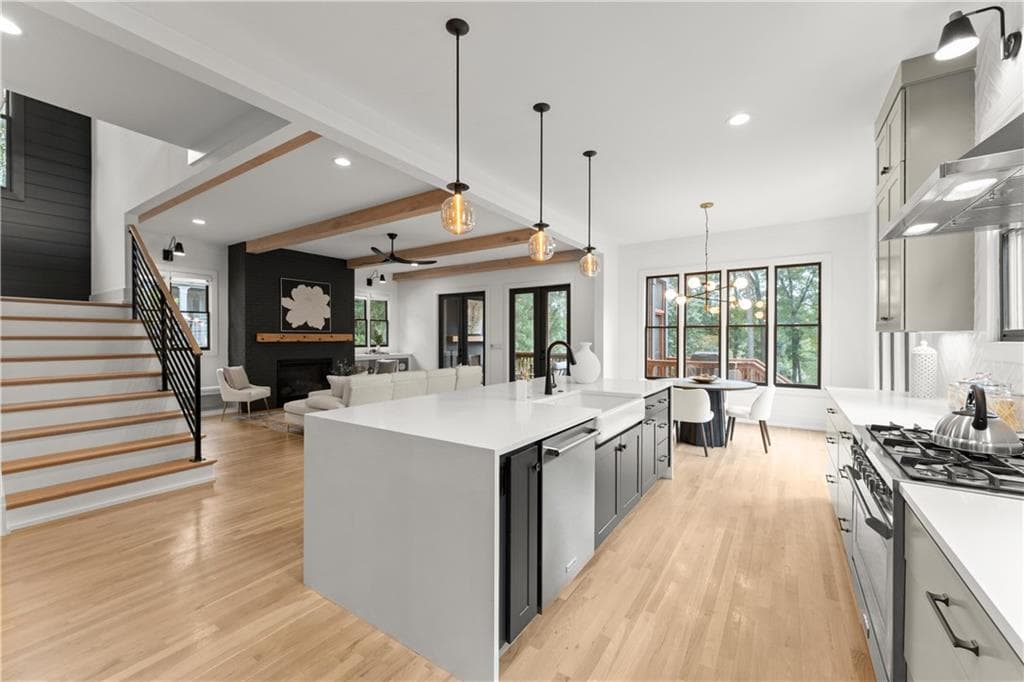 5 bedroom, 5 bathroom, 4,374 sq ft single family residence for sale at 148 Candler Drive, Decatur, GA 30030 — photo 10