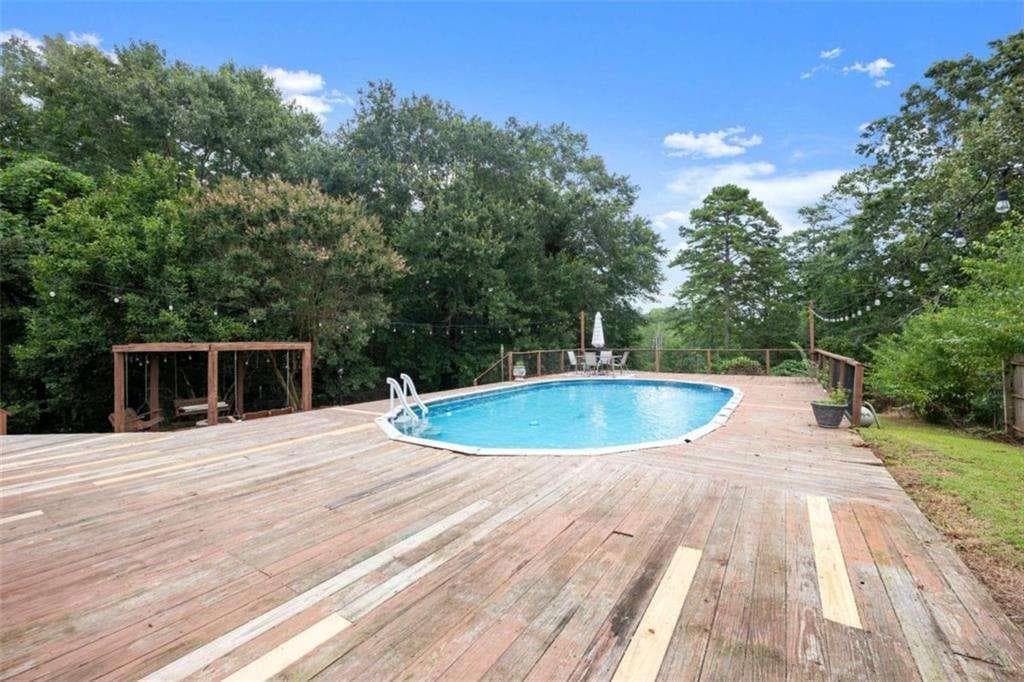 3 bedroom, 3 bathroom, 1,709 sq ft single family residence for rent at 2110 Prather Bridge Drive, Toccoa, GA 30577 for $2,495 a month — photo 5
