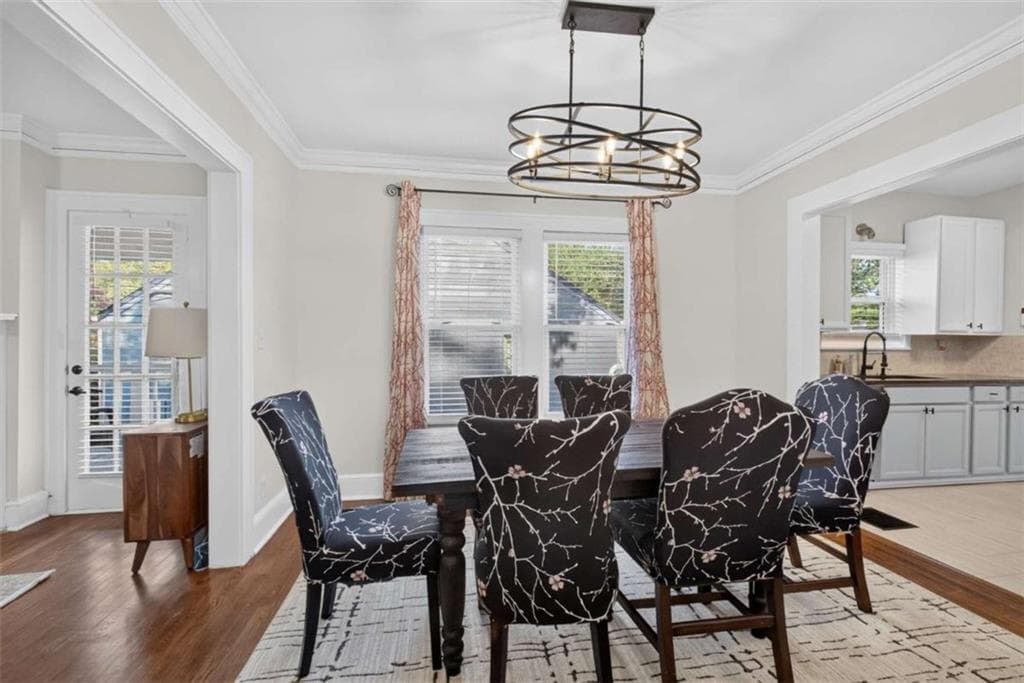 3 bedroom, 2 bathroom, 2,278 sq ft single family residence for sale at 946 Victory Drive, Atlanta, GA 30310 — photo 6