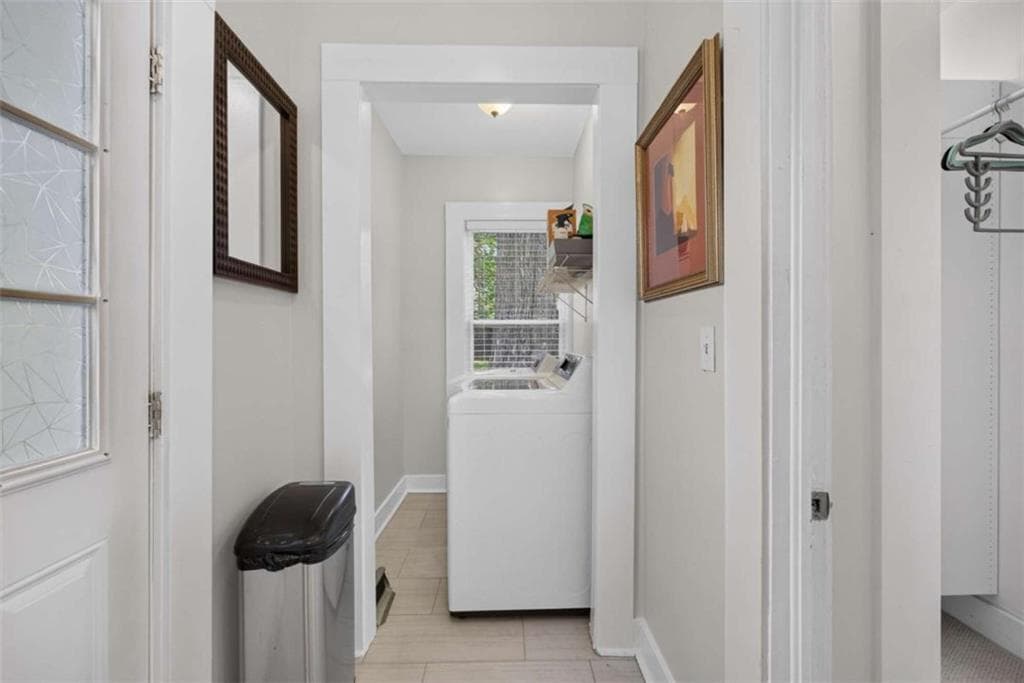 3 bedroom, 2 bathroom, 2,278 sq ft single family residence for sale at 946 Victory Drive, Atlanta, GA 30310 — photo 10