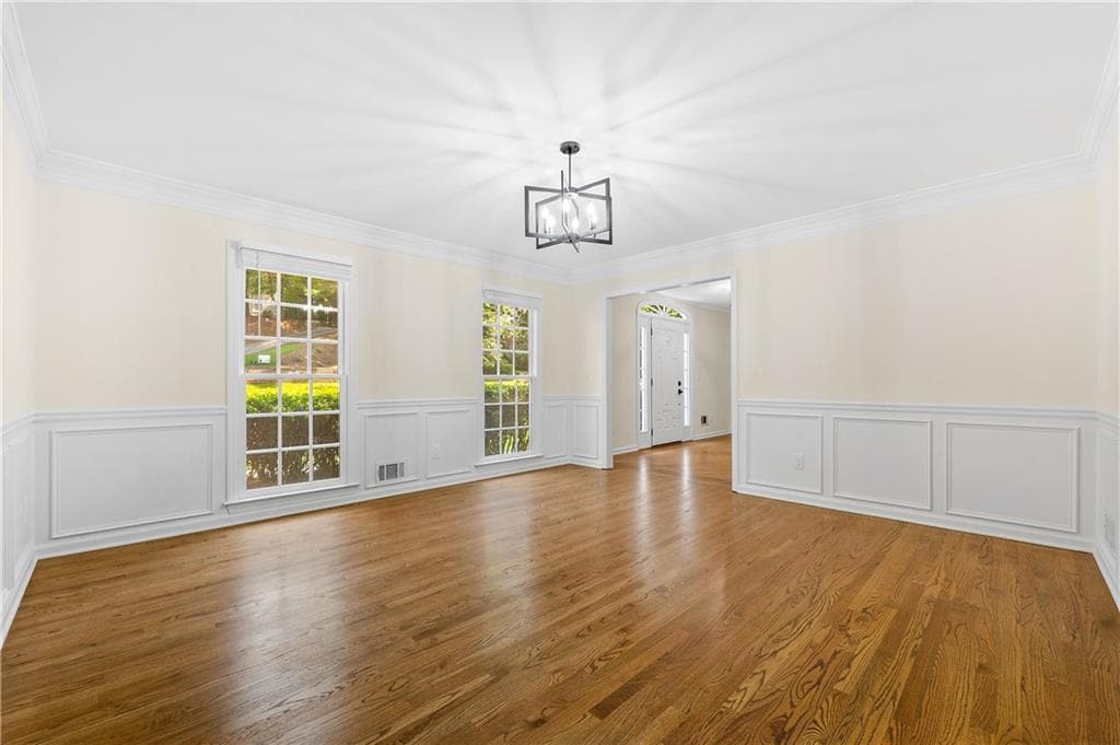 5 bedroom, 5 bathroom, 5,100 sq ft single family residence for sale at 425 Prince Charles Place, Johns Creek, GA 30022 — photo 10