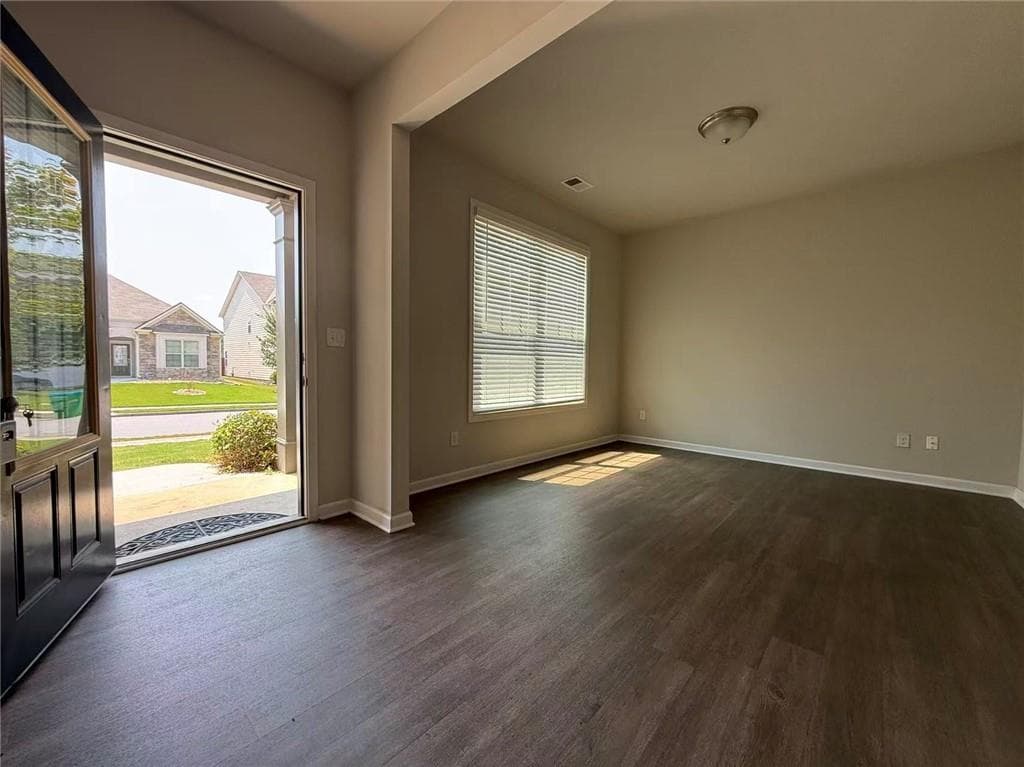 5 bedroom, 3 bathroom single family residence for rent at 173 Wayside Terrace, Braselton, GA 30517 for $2,350 a month — photo 3
