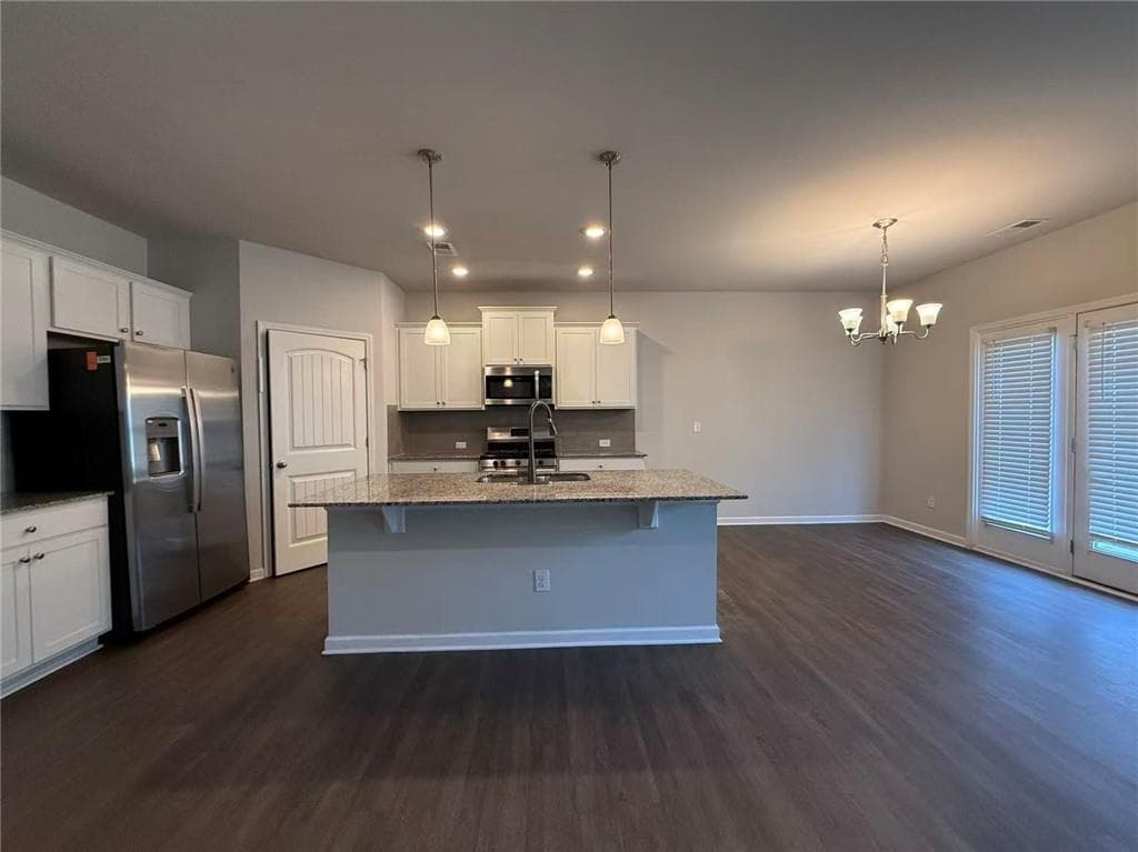 5 bedroom, 3 bathroom single family residence for rent at 173 Wayside Terrace, Braselton, GA 30517 for $2,350 a month — photo 6