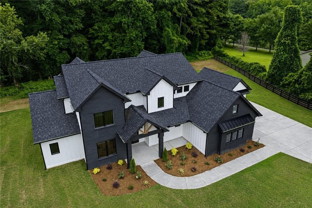 5 bedroom, 4 bathroom, 3,588 sq ft single family residence for sale at 2680 Dr Bramblett Road, Cumming, GA 30028 — photo 6