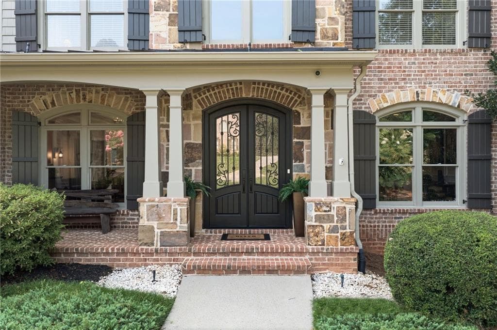 6 bedroom, 5 bathroom, 6,309 sq ft single family residence under contract at 15790 Milton Point, Milton, GA 30004 — photo 5