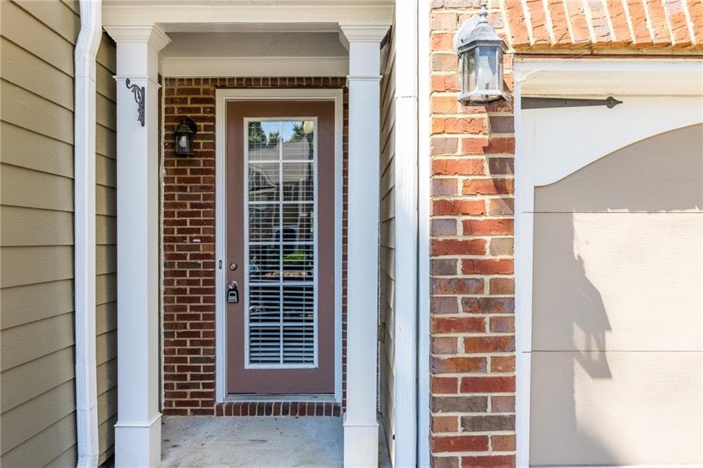 3 bedroom, 3 bathroom, 1,832 sq ft townhouse for sale at 2610 Pierce Brennen Court, Lawrenceville, GA 30043 — photo 3