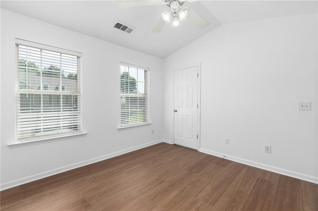3 bedroom, 3 bathroom, 1,832 sq ft townhouse for sale at 2610 Pierce Brennen Court, Lawrenceville, GA 30043 — photo 5