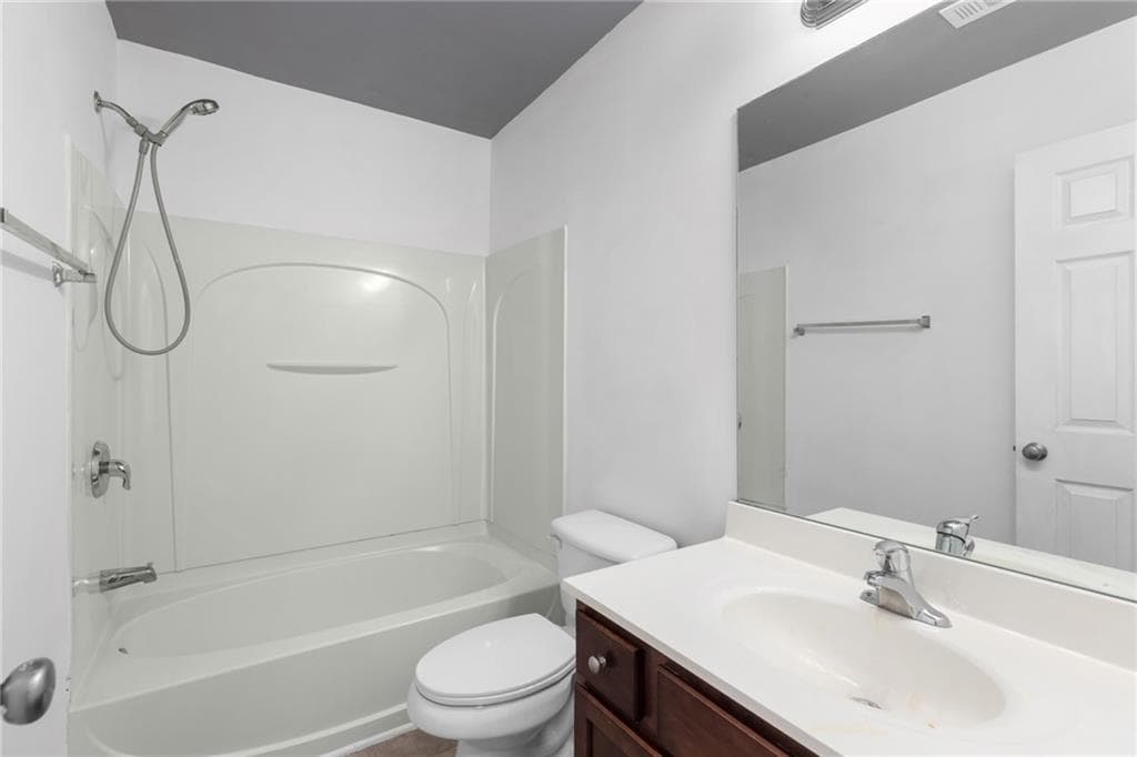 3 bedroom, 3 bathroom, 1,832 sq ft townhouse for sale at 2610 Pierce Brennen Court, Lawrenceville, GA 30043 — photo 10