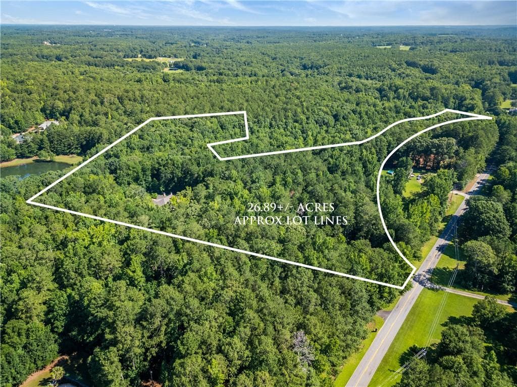 7 bedroom, 6 bathroom, 6,634 sq ft single family residence for sale at 4275 Jersey Covington Road, Covington, GA 30014 — photo 7