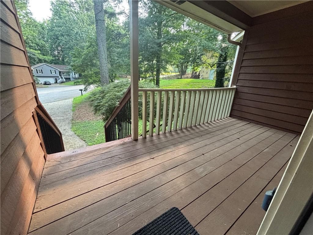 3 bedroom, 2 bathroom, 2,137 sq ft single family residence for sale at 104 Southfork Drive, Woodstock, GA 30189 — photo 4