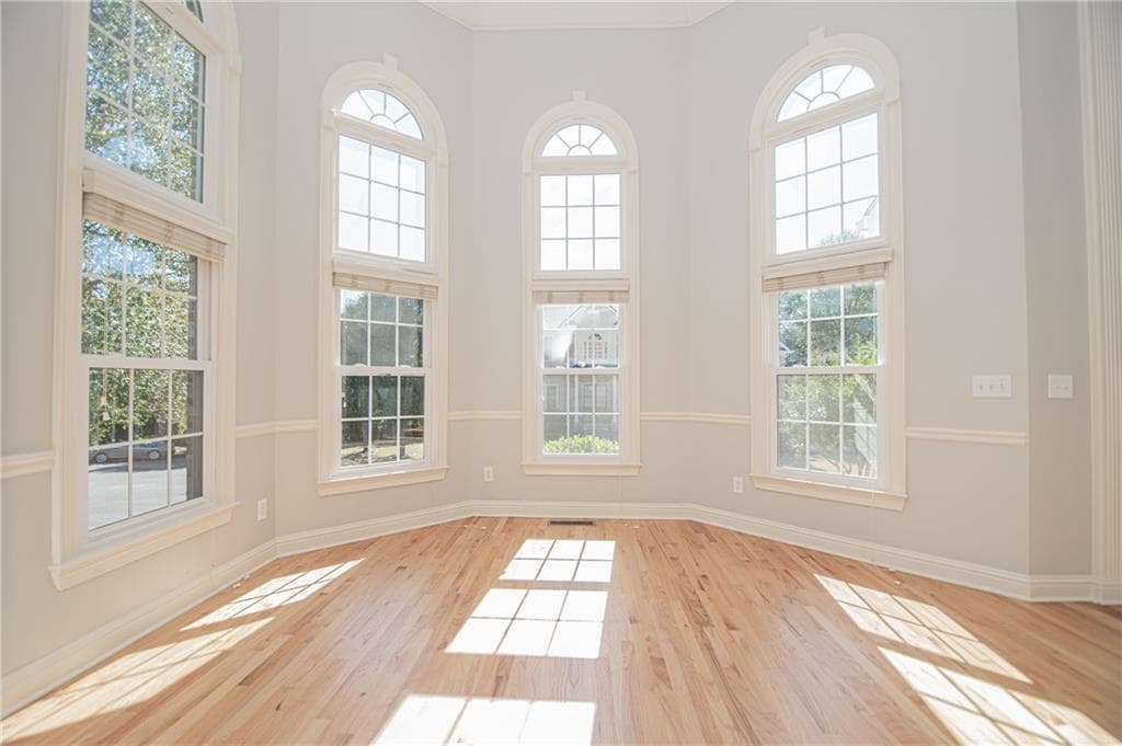 4 bedroom, 3 bathroom, 2,872 sq ft single family residence for rent at 4012 Erin Drive, Alpharetta, GA 30022 for $4,500 a month — photo 6