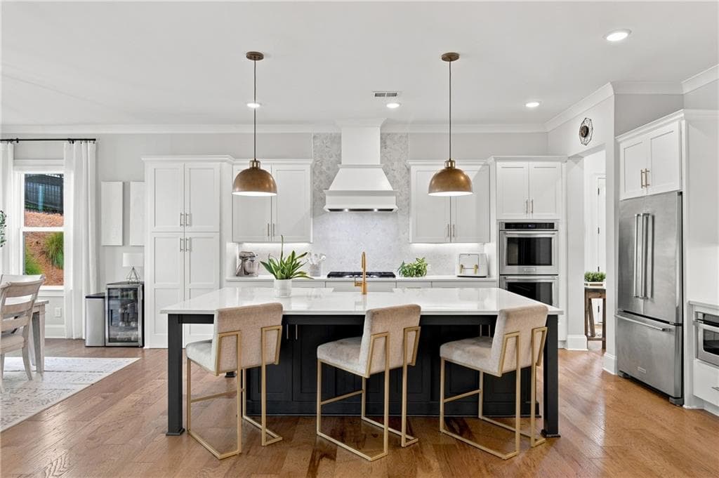 6 bedroom, 7 bathroom, 6,076 sq ft single family residence for sale at 2775 Twisted Oak Lane, Marietta, GA 30066 — photo 5