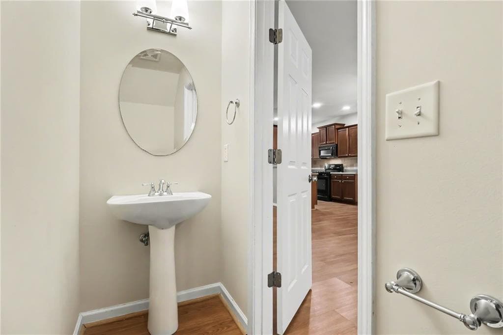 2 bedroom, 3 bathroom, 1,592 sq ft townhouse for sale at 2870 Cross Creek Court, Cumming, GA 30040 — photo 8
