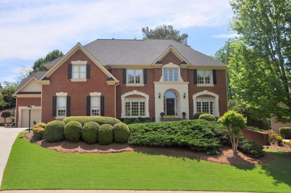 5 bedroom, 5 bathroom, 6,081 sq ft single family residence for rent at 980 Gutter Court, Alpharetta, GA 30022 for $5,200 a month — photo 1 of 42