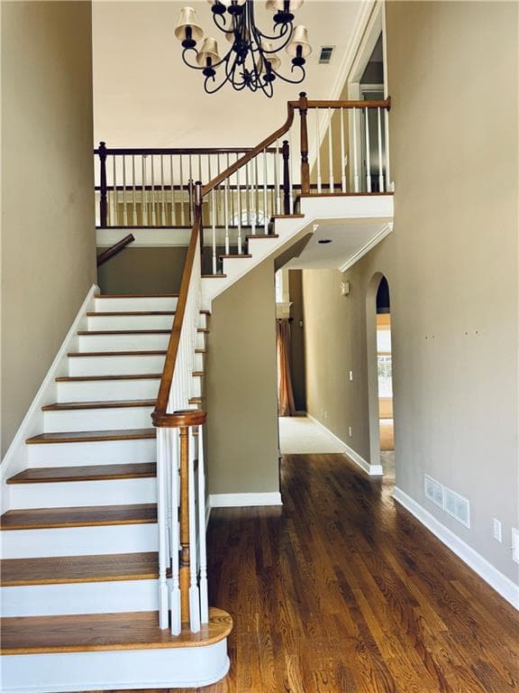 5 bedroom, 5 bathroom, 6,081 sq ft single family residence for rent at 980 Gutter Court, Alpharetta, GA 30022 for $5,200 a month — photo 2