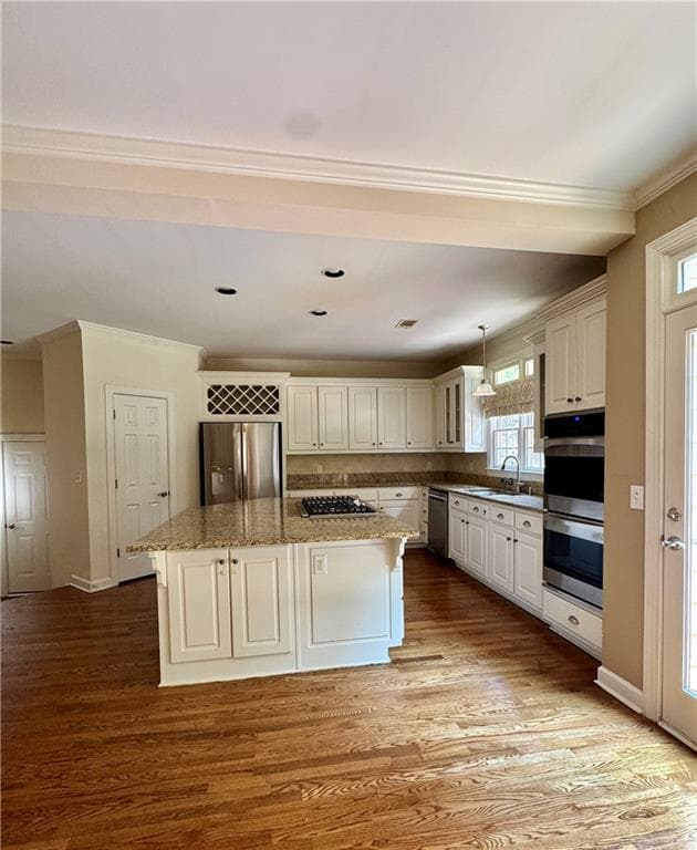 5 bedroom, 5 bathroom, 6,081 sq ft single family residence for rent at 980 Gutter Court, Alpharetta, GA 30022 for $5,200 a month — photo 6