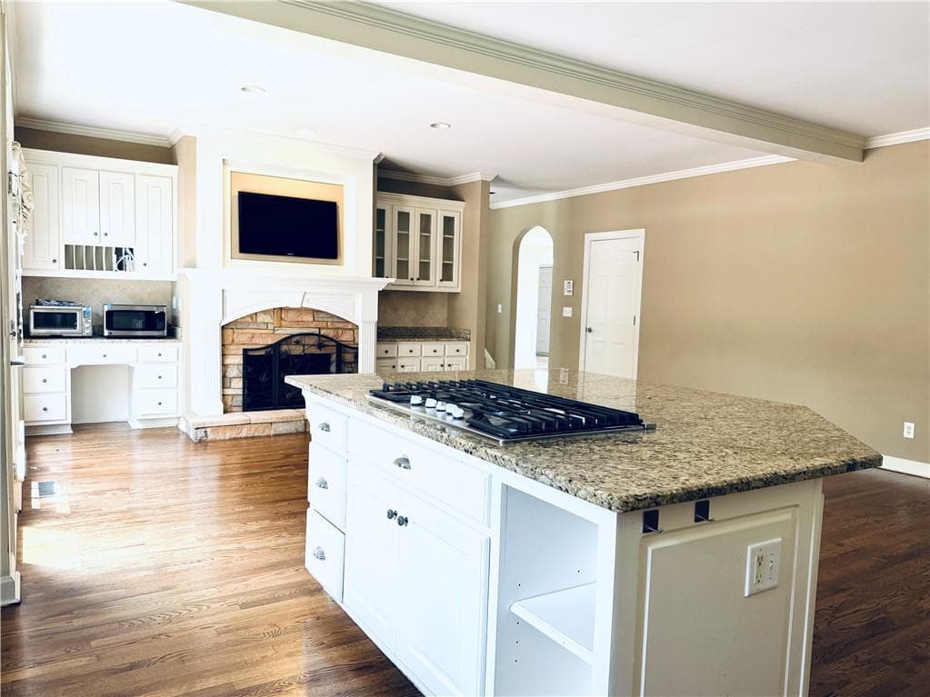5 bedroom, 5 bathroom, 6,081 sq ft single family residence for rent at 980 Gutter Court, Alpharetta, GA 30022 for $5,200 a month — photo 8