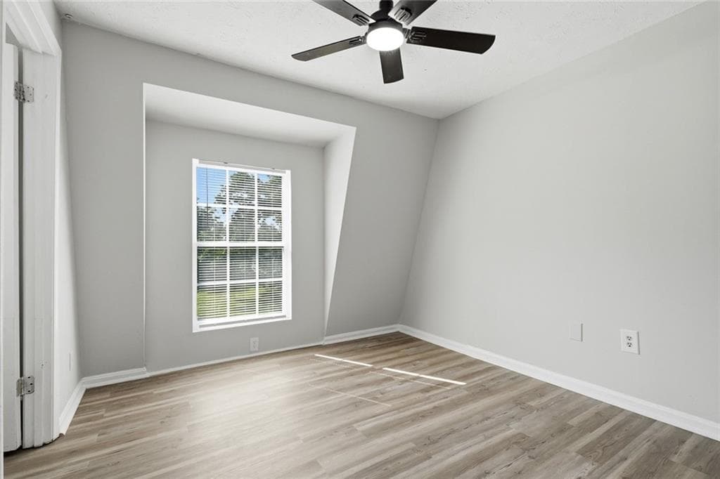 2 bedroom, 2 bathroom, 1,015 sq ft townhouse for sale at 1073 Heritage Drive, Greensboro, GA 30642 — photo 6